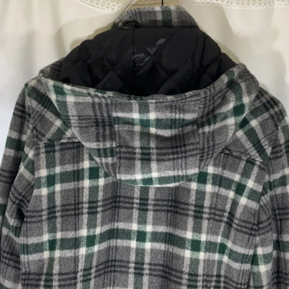 GH Bass Wool Blend Coat Green Gray Plaid Horn Toggle Buttons-Size L